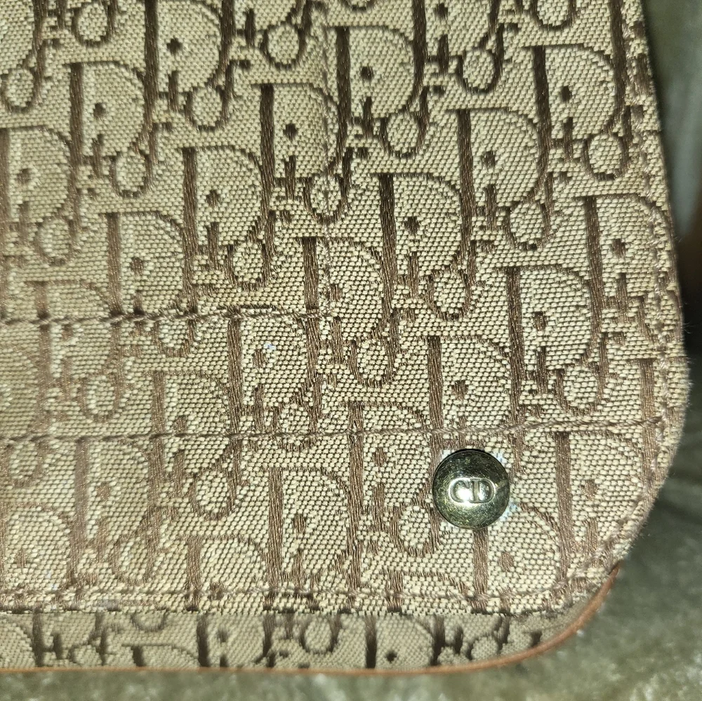 (SOLD)Authentic John Galliano for dior Streest chic crossbody bag - Picture 4 of 15